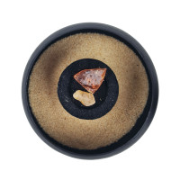 Posodica za kadila - železna kadilnica  s pokrovom in lesenim odpiralom