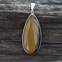 Tigrovo oko na srebrnem obesku