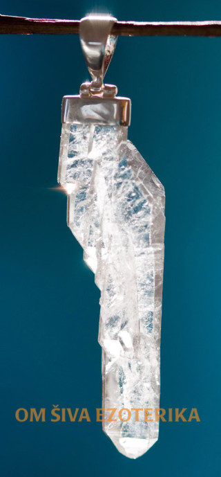 Obesek faden kristal (Hamalaja) na srebrnem obesku