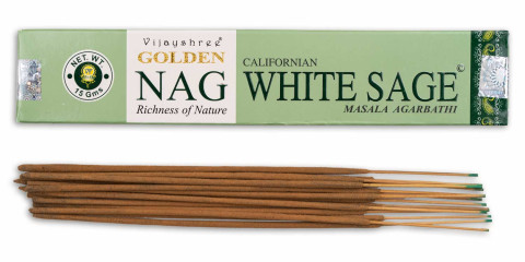 Svetlo zelena embalaža dišečih palčk Golden Nag White Sage - beli žajbelj 15 g na beli podlagi