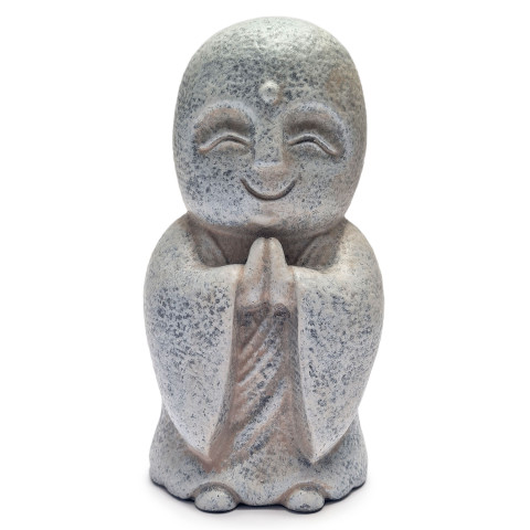 Siv kipec Jizo Bodhisatva s sklenjenimi rokami v Namaste pozi
