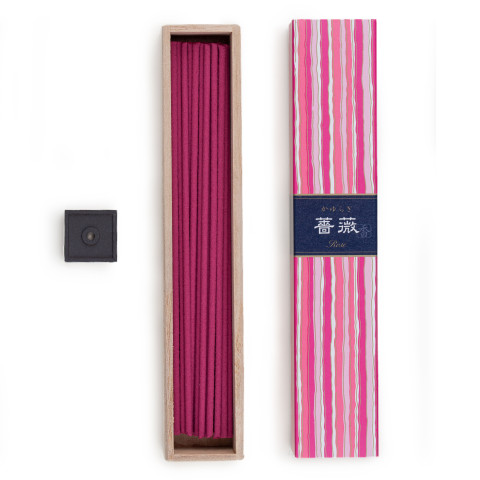 Japonske dišeče palčke Kayuragi Rose v leseni škatlici s keramičnim podstavkom.