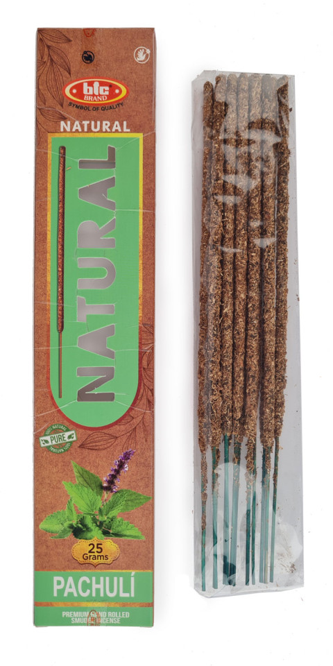 BIC Natural Patchuli dišeče palčke in embalaža izdelka.