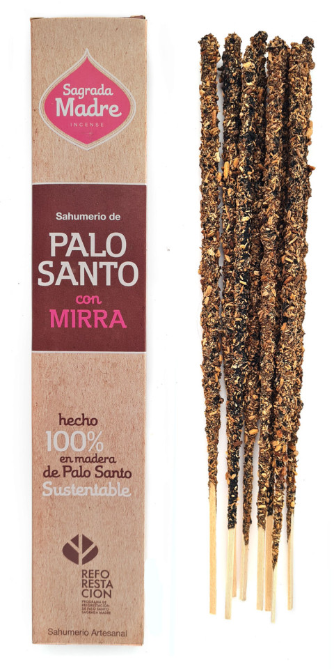Kartonska embalaža in naravne dišeče palčke Sagrada Madre Palo Santo z miro.